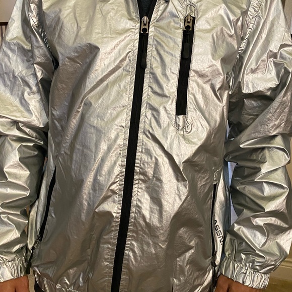 Brand new Silver Color US Polo Assn Jacket- Size Small - Picture 3 of 12